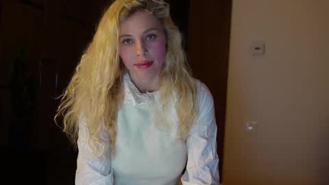 allissonhotbb online show from February 2025 03:50:01 PM