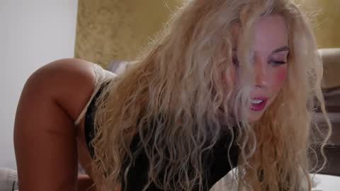 allissonhotbb online show from September 2025 06:09:01 PM