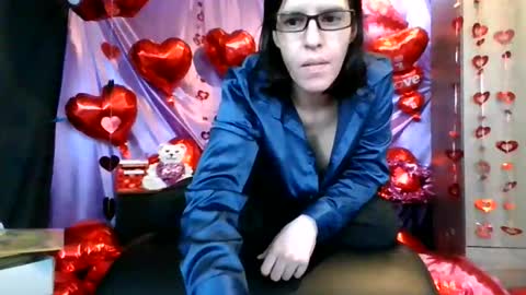 AlluringAli25 online show from February 2026 05:49:02 PM