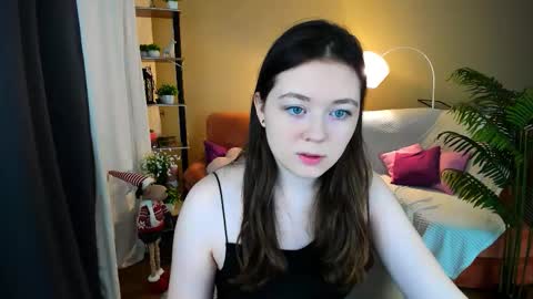 Snapshot of alluringeyess chatting on November 2025 09:08:01 AM alluringeyess online show from November 2025 09:08:01 AM