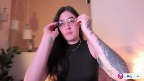 Ally  online show from September 2025 03:51:01 AM