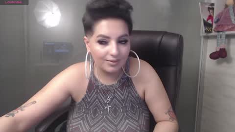 Snapshot of allyiah chatting on December 2024 10:30:01 PM online show from December 2024 10:30:01 PM