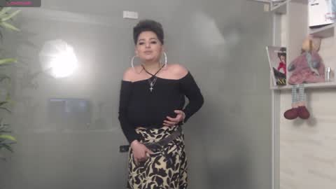 Snapshot of allyiah chatting on January 2025 01:49:01 AM online show from January 2025 01:49:01 AM