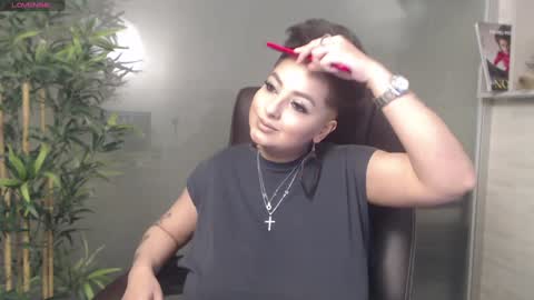 Snapshot of allyiah chatting on January 2025 10:36:01 PM online show from January 2025 10:36:01 PM