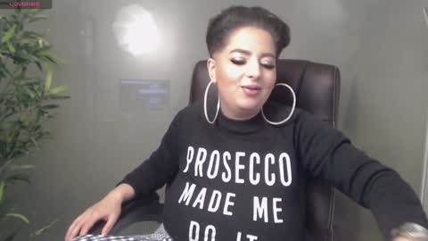 Snapshot of allyiah chatting on January 2025 01:24:01 AM online show from January 2025 01:24:01 AM