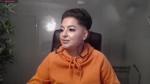 Snapshot of allyiah chatting on January 2025 10:13:02 PM online show from January 2025 10:13:02 PM