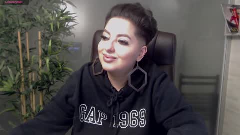 Snapshot of allyiah chatting on January 2025 11:54:01 PM online show from January 2025 11:54:01 PM