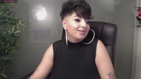 Snapshot of allyiah chatting on February 2025 01:12:02 AM online show from February 2025 01:12:02 AM