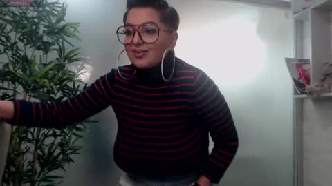 Snapshot of allyiah chatting on February 2025 08:16:02 PM online show from February 2025 08:16:02 PM