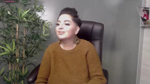 Snapshot of allyiah chatting on February 2025 12:51:02 AM online show from February 2025 12:51:02 AM