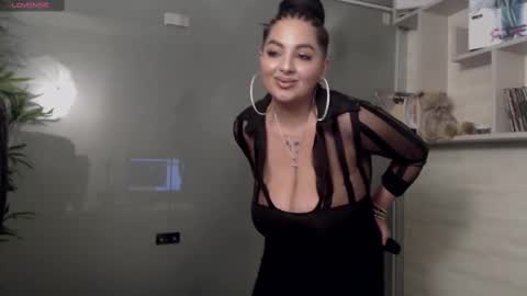 Snapshot of allyiah chatting on March 2025 09:15:01 PM online show from March 2025 09:15:01 PM