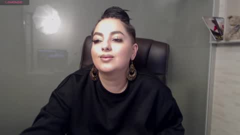 Snapshot of allyiah chatting on March 2025 01:28:01 AM online show from March 2025 01:28:01 AM
