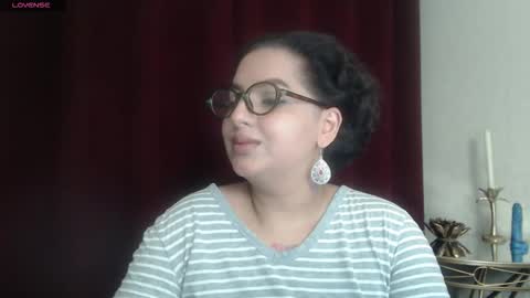 Snapshot of allyiah chatting on September 2025 07:03:02 PM online show from September 2025 07:03:02 PM