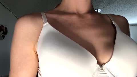 Ally Girl In Her Ally World online show from October 2025 07:11:02 PM