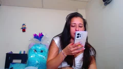 Snapshot of allyson_collins_ chatting on September 2025 08:00:02 PM Allyson collins online show from September 2025 08:00:02 PM