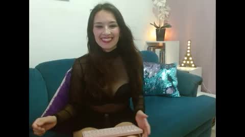 Snapshot of almaglow chatting on April 2026 05:26:01 PM Alma online show from April 2026 05:26:01 PM