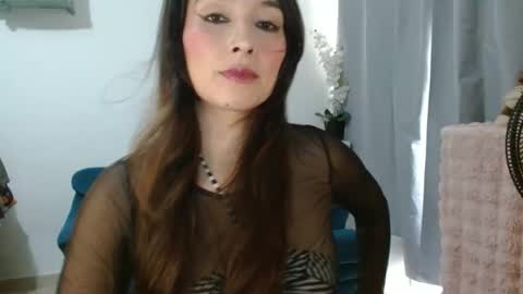 Snapshot of almaglow chatting on May 2026 05:52:01 PM Alma online show from May 2026 05:52:01 PM