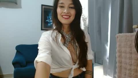 Snapshot of almaglow chatting on May 2026 05:07:01 PM Alma online show from May 2026 05:07:01 PM