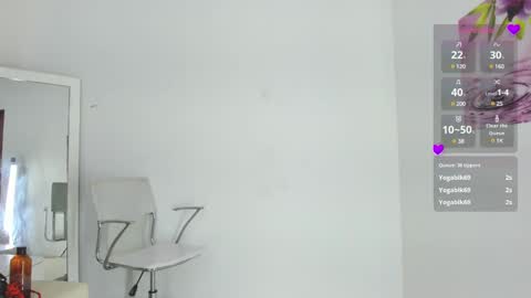 Snapshot of almasaennz chatting on December 2024 02:01:02 AM online show from December 2024 02:01:02 AM