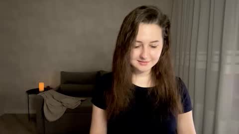 Anna online show from October 2025 08:52:01 PM