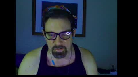 alphablue_wolf1295 online show from September 2025 09:13:01 AM