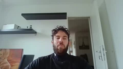 Snapshot of alphah_hunk chatting on November 2025 11:44:02 AM alphah_hunk online show from November 2025 11:44:02 AM