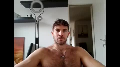 Snapshot of alphah_hunk chatting on November 2025 10:21:01 AM alphah_hunk online show from November 2025 10:21:01 AM