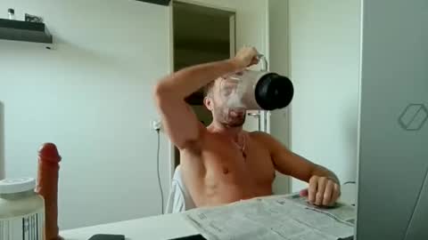 Snapshot of alphah_hunk chatting on May 2026 09:28:02 AM alphah_hunk online show from May 2026 09:28:02 AM