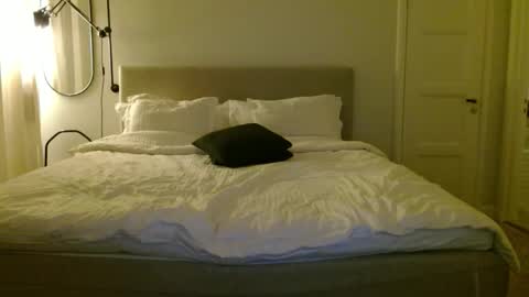 Snapshot of alphahung23 chatting on February 2026 08:25:02 PM alphahung23 online show from February 2026 08:25:02 PM