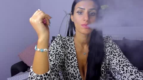 Snapshot of alphaqueenx chatting on September 2025 10:12:01 PM Michelle online show from September 2025 10:12:01 PM