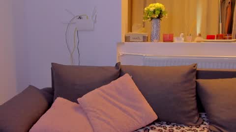 Snapshot of alphaqueenx chatting on November 2025 11:10:02 AM Michelle online show from November 2025 11:10:02 AM