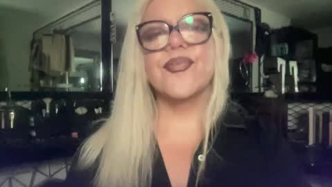 alphatransmami online show from October 2025 10:13:02 AM