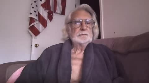 AlphaUniform online show from May 2026 11:29:02 AM