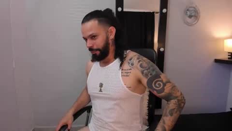 Snapshot of alukardbig chatting on November 2025 01:22:01 PM alukardbig online show from November 2025 01:22:01 PM