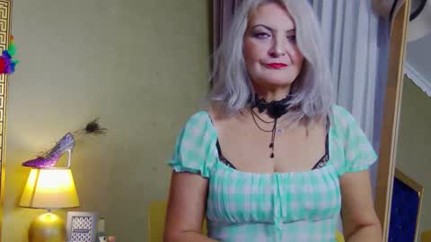 Snapshot of alura_jenson_ chatting on November 2025 08:21:02 PM Alura Jenson online show from November 2025 08:21:02 PM