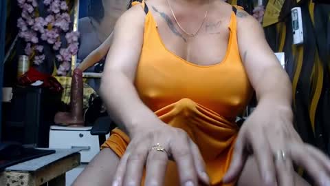 Snapshot of alwayshardcock11inch chatting on December 2024 12:59:02 PM SARAHEYHEYHUGECOCK online show from December 2024 12:59:02 PM