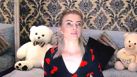 Snapshot of alyblonde chatting on February 2025 10:40:02 AM aly online show from February 2025 10:40:02 AM