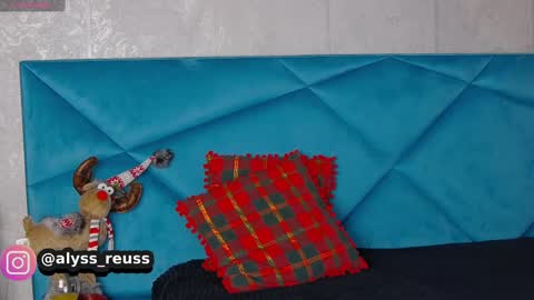 Alyse online show from February 2025 11:20:02 PM