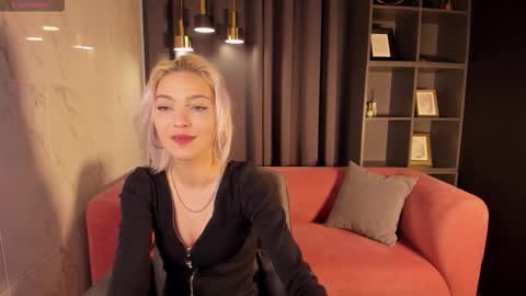 Alysia online show from September 2025 02:40:01 PM