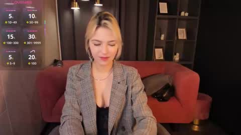 Alysia online show from November 2025 09:10:01 AM