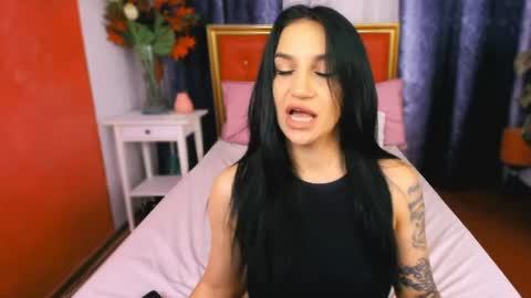 Snapshot of alyssaanne chatting on June 2026 06:23:02 AM Alyssa online show from June 2026 06:23:02 AM