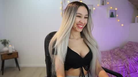 Snapshot of amai__liu chatting on March 2025 07:11:02 PM Amai Liu online show from March 2025 07:11:02 PM