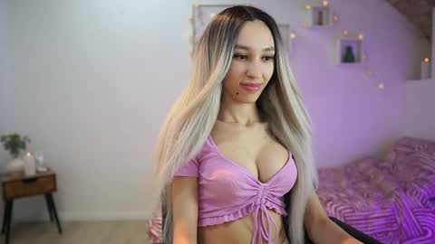 Snapshot of amai__liu chatting on March 2025 07:05:02 PM Amai Liu online show from March 2025 07:05:02 PM