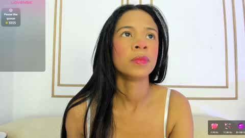 AMAIA online show from January 2025 07:32:01 PM