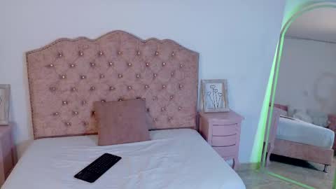 amaia_monroe online show from June 2026 03:54:02 AM
