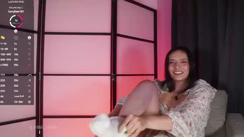 Amai  Sinclair  online show from July 2026 10:08:02 PM