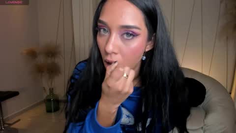 Amalia cruss online show from September 2025 08:55:02 PM