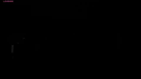 Amalia cruss online show from December 2025 11:52:01 AM