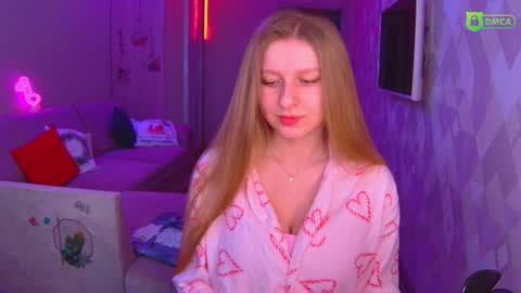 Snapshot of amaliaqueen999 chatting on December 2024 12:15:02 PM Amalia online show from December 2024 12:15:02 PM