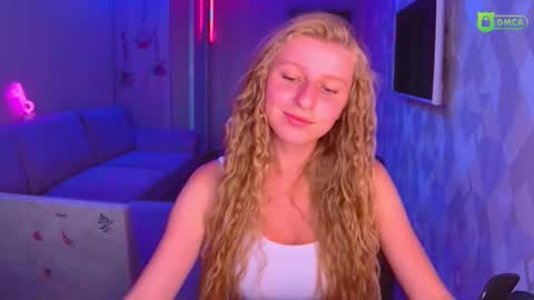 Snapshot of amaliaqueen999 chatting on September 2025 03:14:01 PM Amalia online show from September 2025 03:14:01 PM